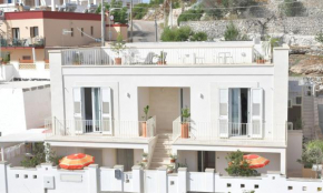 Estatesalento, Leuca